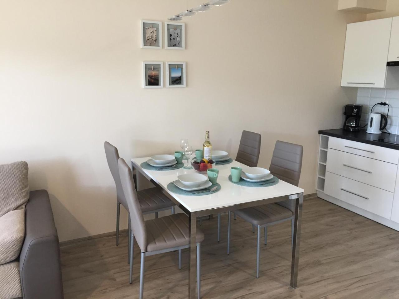 Apartament Malinowy Pogorzelica Погожеліца Екстер'єр фото